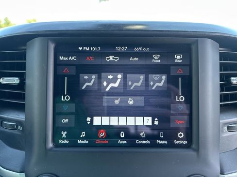 Used 2021 RAM 1500 Big Horn AWD/4WD image 34