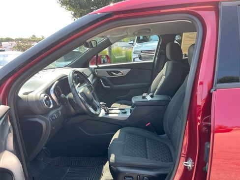 Used 2019 Chevrolet Blazer LT FWD image 9