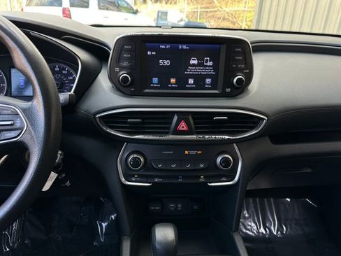 Used 2019 Hyundai Santa Fe SE image 17
