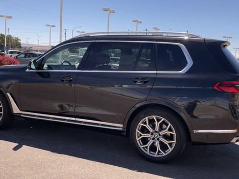 Used 2026 BMW X7 xDrive40i AWD/4WD image 7
