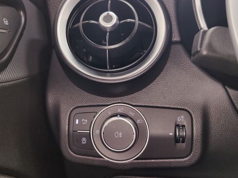 Certified 2023 Alfa Romeo Stelvio Veloce AWD/4WD image 30