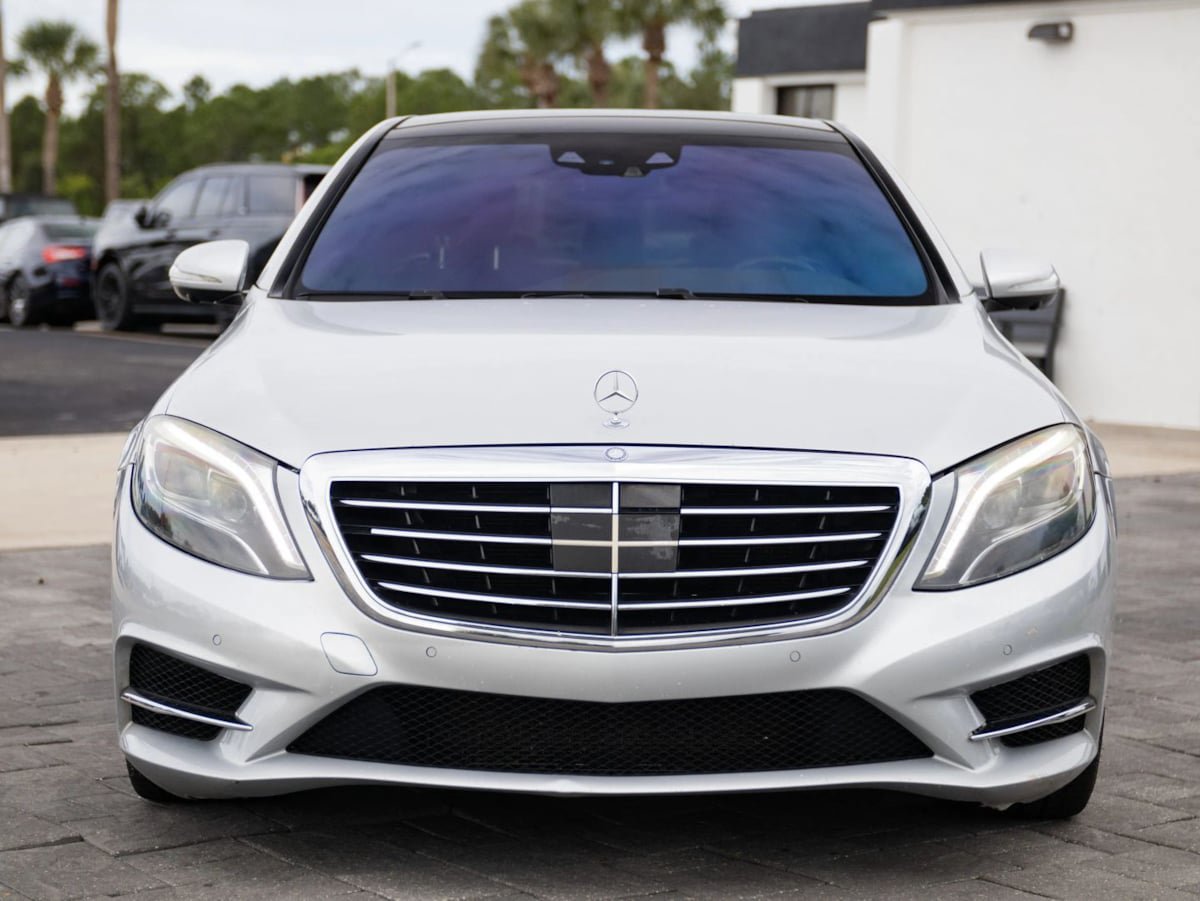Used 2015 Mercedes-Benz S 550 Sedan image 4