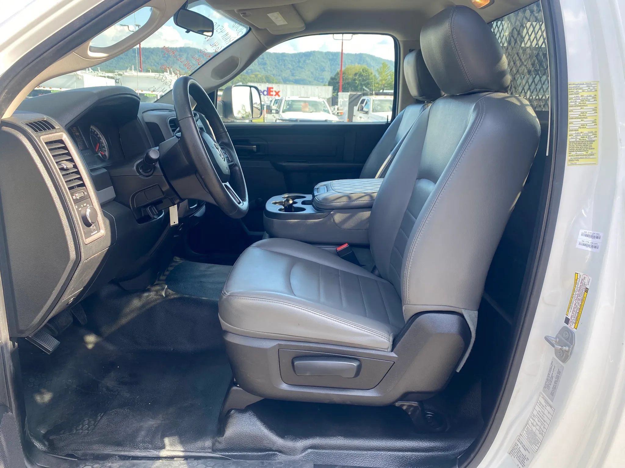 Used 2016 RAM 4500 Tradesman RWD image 9