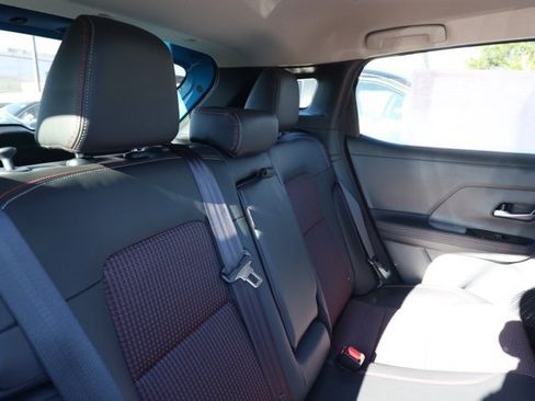 New 2025 Nissan Kicks SR image 18