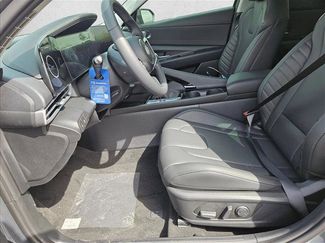 New 2026 Hyundai Elantra Limited FWD video 4