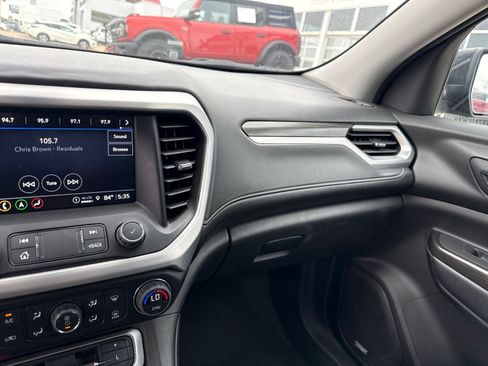 Used 2023 GMC Acadia SLT FWD image 26