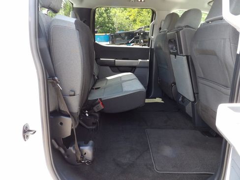 Used 2022 Ford F150 XLT w/ Trailer Tow Package RWD image 39