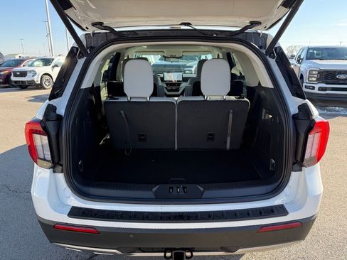 New 2026 Ford Explorer Active w/ Active Comfort Package AWD/4WD image 36