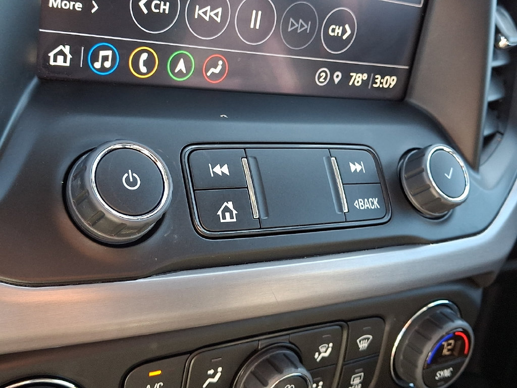 Used 2023 GMC Acadia AT4 w/ Technology Package AWD/4WD image 22