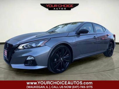 Used 2022 Nissan Altima 2.5 SR w/ Midnight Edition Package