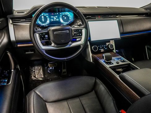 Used 2023 Land Rover Range Rover SE image 27