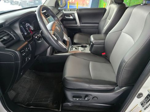 Used 2024 Toyota 4Runner SR5 Premium w/ Moonroof Package image 23