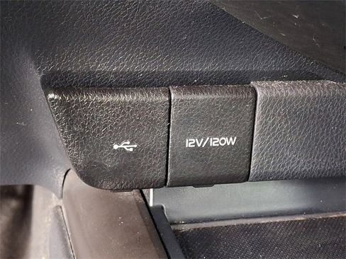 Used 2023 Toyota Camry SE image 22