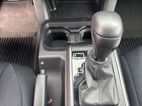 Used 2023 Toyota Tacoma TRD Off-Road image 17