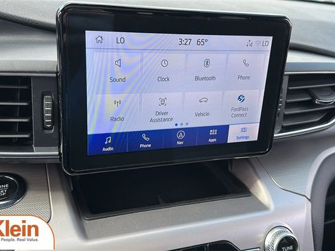 Used 2022 Ford Explorer XLT w/ XLT Sport Appearance Package image 21