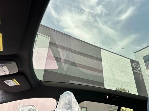 New 2026 Volvo EX30 Plus w/ Protection Package Premier image 20