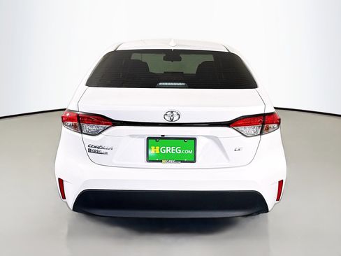 Used 2024 Toyota Corolla LE image 8