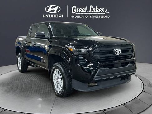 Used 2024 Toyota Tacoma SR AWD/4WD image 8