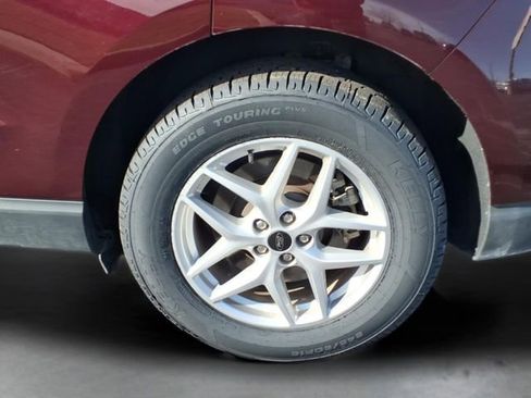 Used 2023 Ford Edge SEL image 32