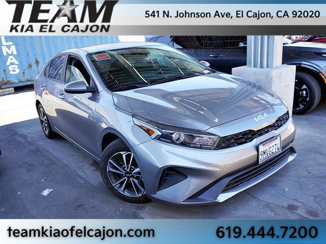 Used 2024 Kia Forte LXS FWD image 2