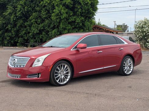 Used 2013 Cadillac XTS Platinum FWD image 7