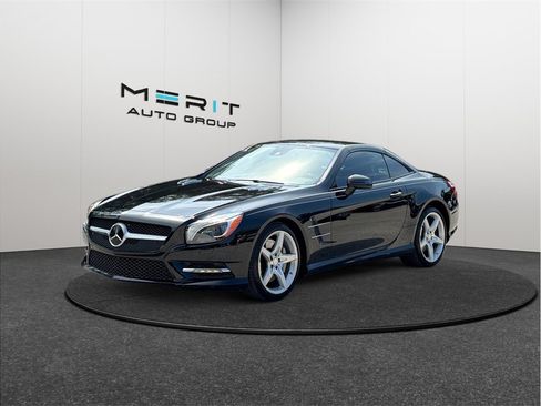 Used 2015 Mercedes-Benz SL 550 image 4