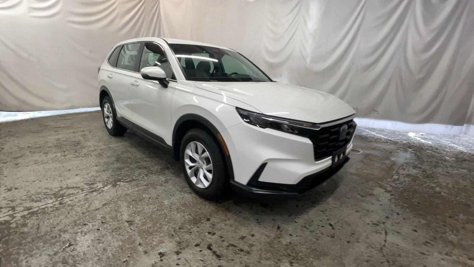 Used 2024 Honda CR-V LX image 2
