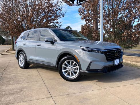 Used 2025 Honda CR-V EX image 1
