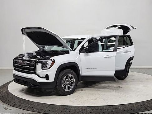 New 2026 GMC Terrain Elevation w/ Technology Package II FWD image 11