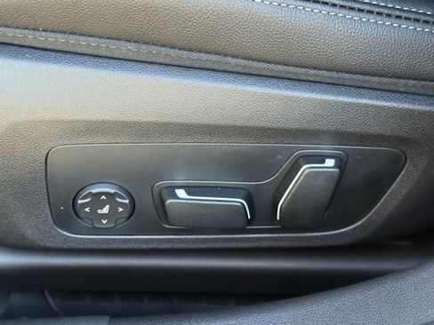 New 2026 BMW 330i xDrive Sedan w/ Convenience Package image 18