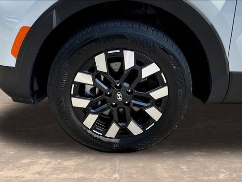 Used 2025 Hyundai Santa Cruz SEL FWD image 37