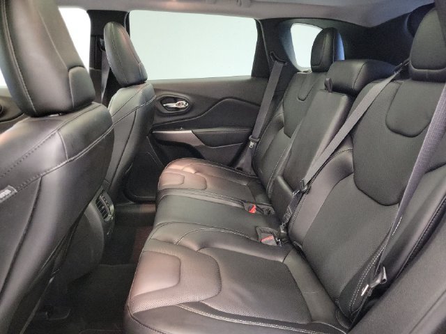 Used 2021 Jeep Cherokee Limited AWD/4WD image 28