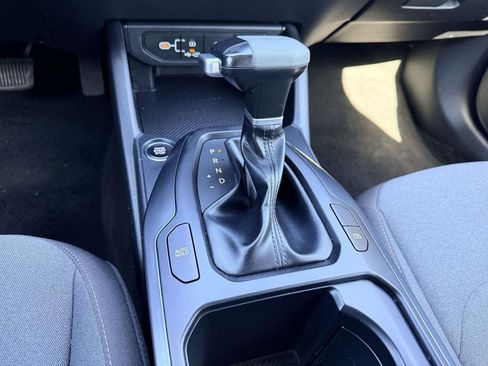 Used 2025 Kia K4 LXS image 7