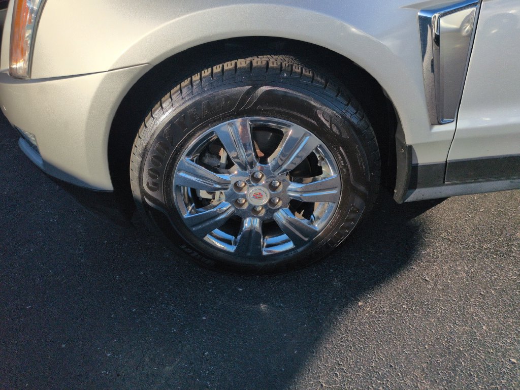 Used 2015 Cadillac SRX Luxury AWD/4WD image 28