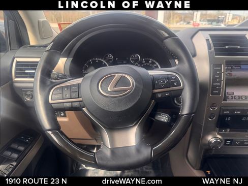 Used 2021 Lexus GX 460 Premium w/ Premium Package AWD/4WD image 25