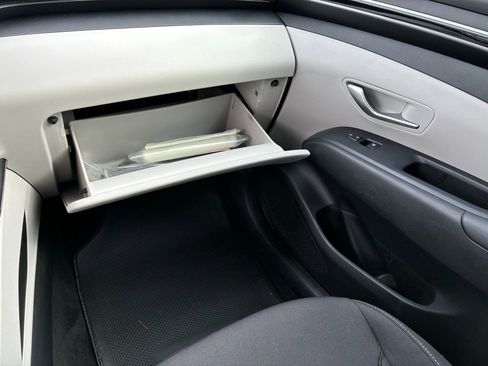 Used 2023 Hyundai Tucson SE image 39