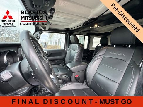 Used 2023 Jeep Wrangler Unlimited Sahara w/ Cold Weather Group AWD/4WD image 13