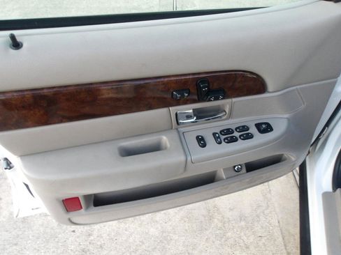 Used 2006 Mercury Grand Marquis LS image 18