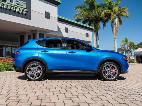 Used 2024 Alfa Romeo Tonale Veloce image 7