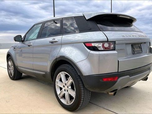 Used 2015 Land Rover Range Rover Evoque Pure Plus image 6