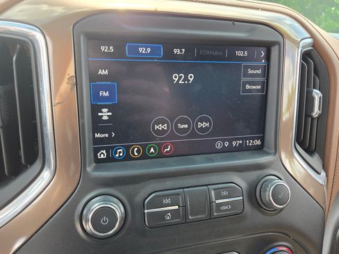 Used 2022 Chevrolet Silverado 3500 High Country AWD/4WD image 24