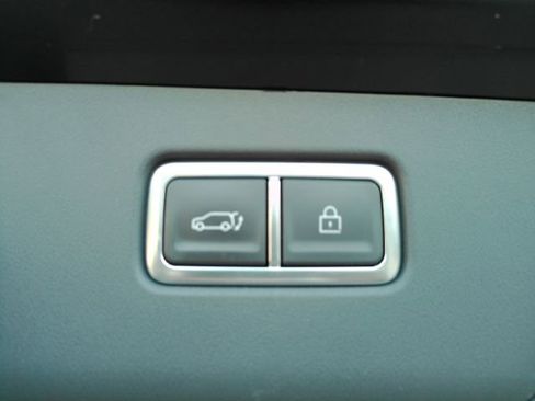 Used 2024 Kia EV9 Light image 28