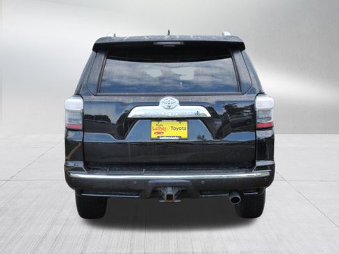 Certified 2022 Toyota 4Runner Limited AWD/4WD image 6