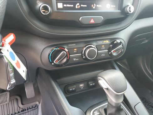 Certified 2024 Kia Soul LX w/ Option Group 015 FWD image 21