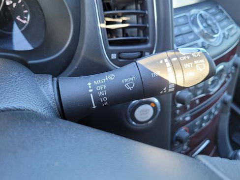 Used 2017 INFINITI QX50 2WD w/ Premium Plus Package image 32