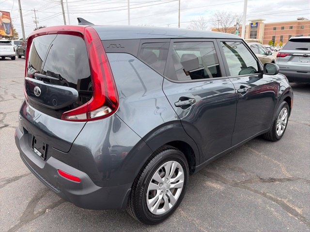 Used 2020 Kia Soul LX FWD image 3