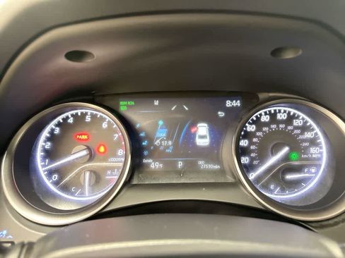 Used 2022 Toyota Camry SE image 35