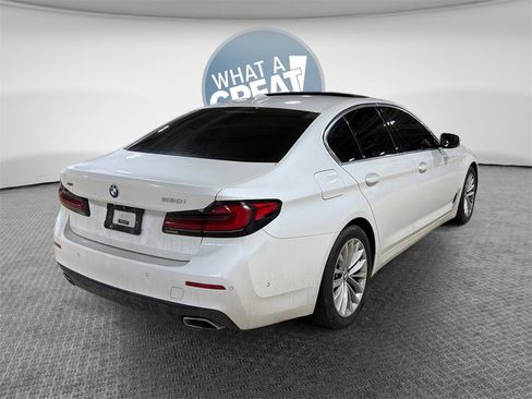 Used 2021 BMW 530i xDrive image 3