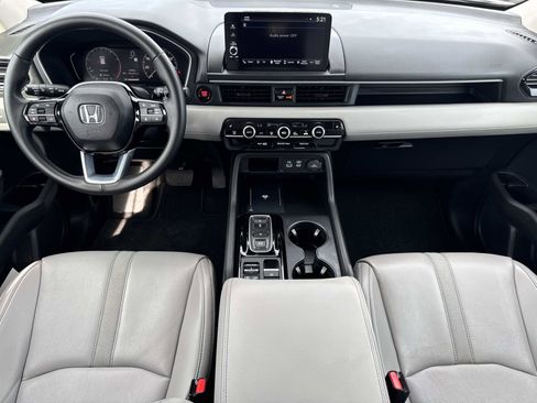 Used 2023 Honda Pilot EX-L image 9