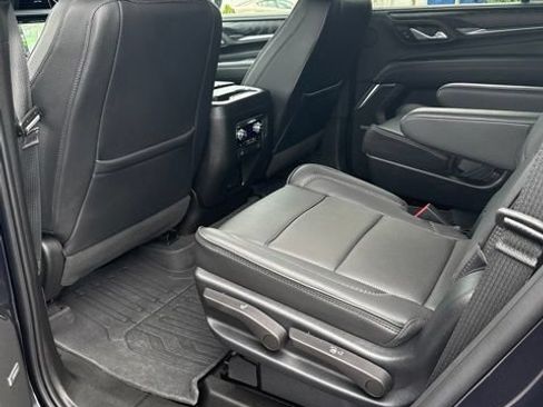 Used 2023 GMC Yukon Denali w/ LPO, Floor Liner Package AWD/4WD image 32